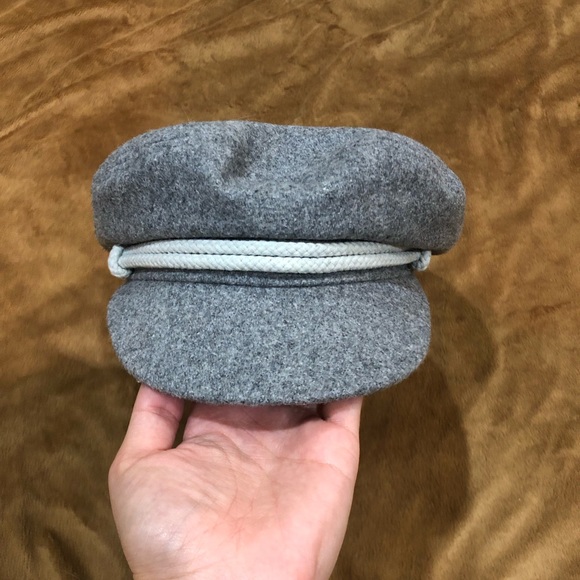 Urban Outfitters Accessories - Urban outfitters hat